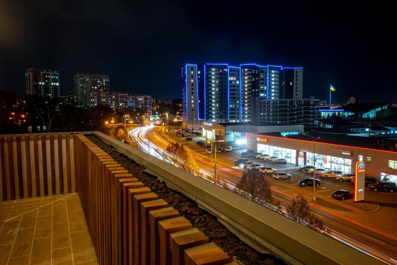 Готельно-Ресторанний Комплекс Каскад Jarkov Exterior foto